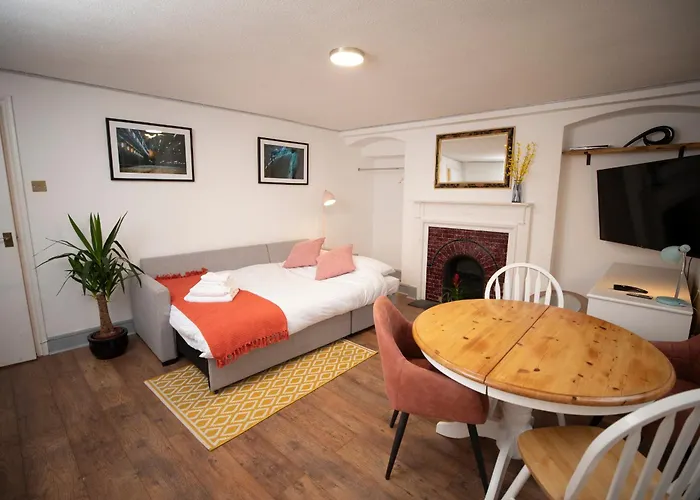Base78, Your Place In Bristoi, Close To Station, Harbourside & City