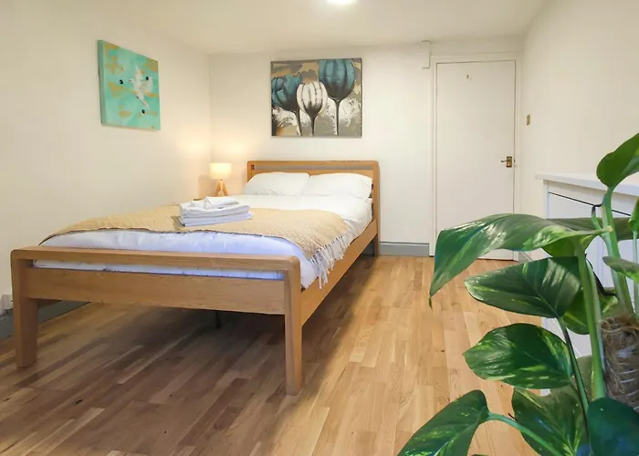Base78, Your Place In Bristoi, Close To Station, Harbourside & City